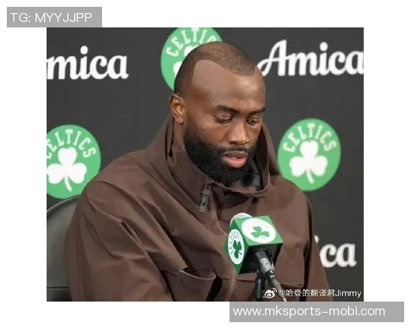 年度十大搞笑瞬间布朗发际线引发的笑料与班炮卡bug的尴尬时刻 年度十大搞笑瞬间布朗发际线引发的笑料与班炮卡bug的尴尬时刻