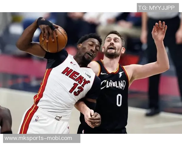 阿德巴约首节表现抢眼7投4中斩获10分4篮板1助攻助力球队开局良好