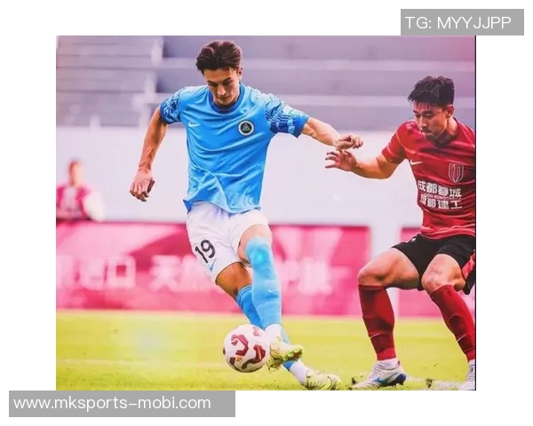 上海海港正式宣布香港前锋安永佳加盟球队助力新赛季目标